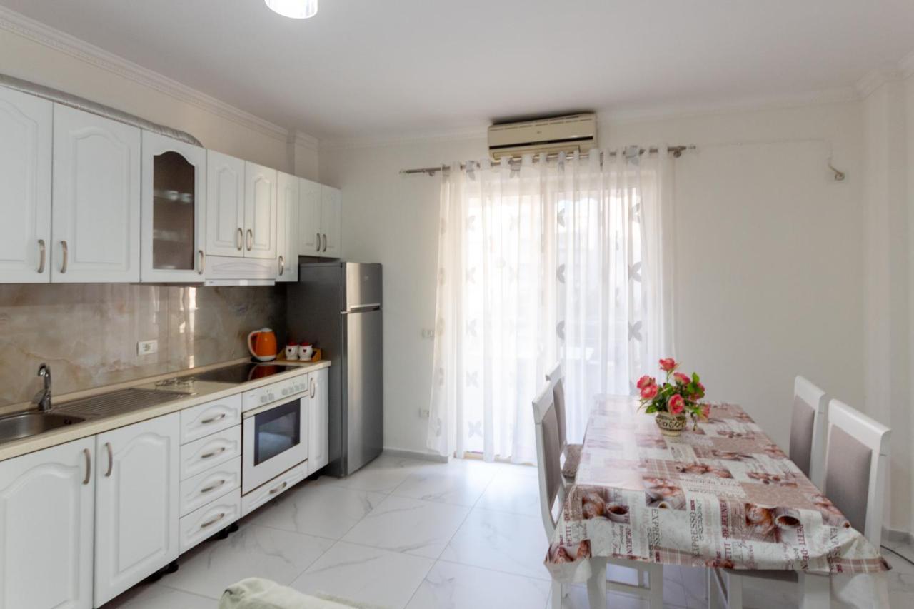 Comfortable Apartment Next To The Beach Durrës Buitenkant foto