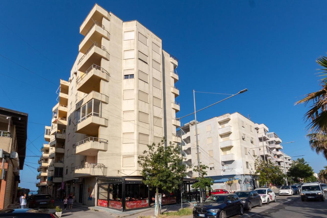 Comfortable Apartment Next To The Beach Durrës Buitenkant foto